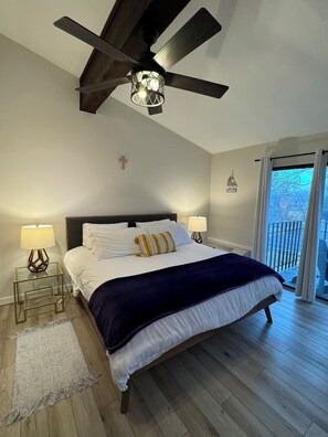 2 habitaciones, tabla de planchar con plancha, cuna de viaje y wifi