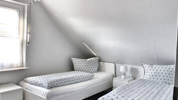 2 bedrooms, desk, travel crib, free WiFi