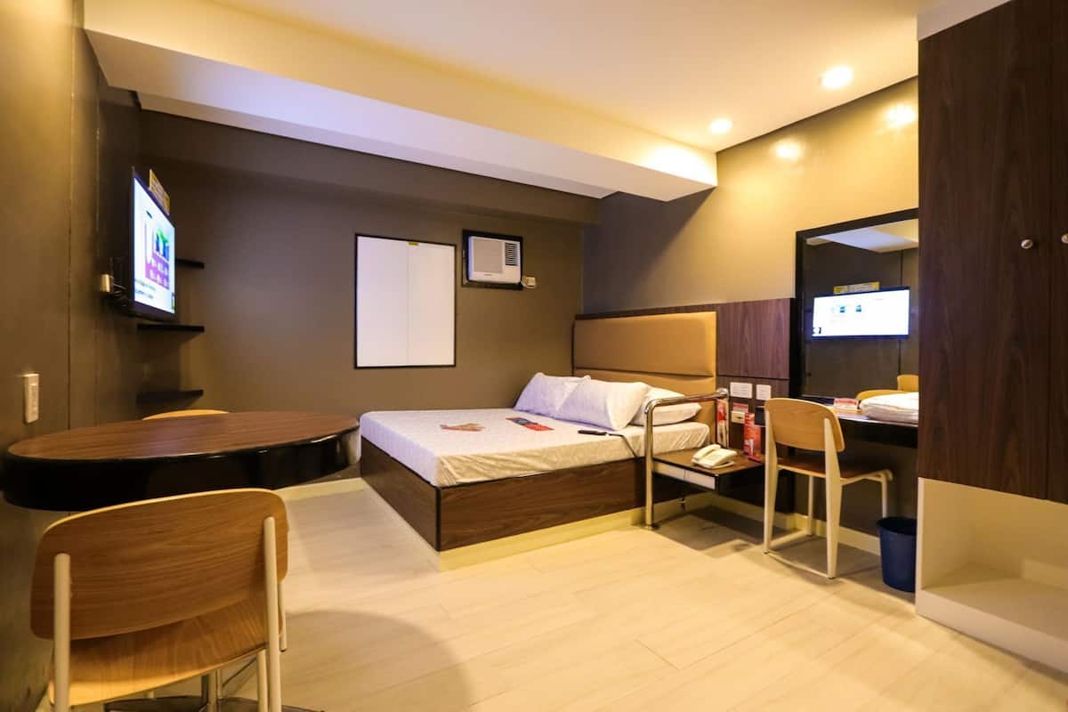 executive room | free wifi, bed sheets