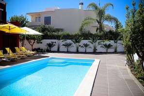 Piscina a l'aire lliure 