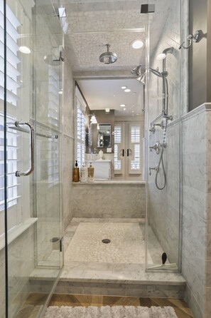 Shower, hair dryer, towels, soap - Four Oceanview Balconies overlooking the beach! (Neptune Township)