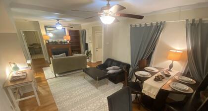 🌟Spacious + Backyard🌟50ft to Atwells & Downtown!🍝🎇