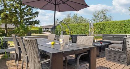 Amazing home in Dannemare with kitchen