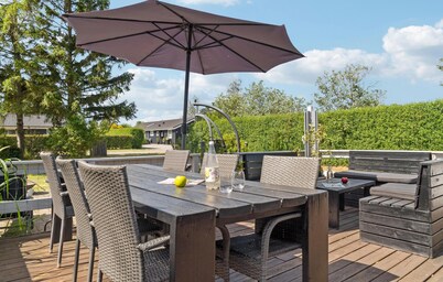 Amazing home in Dannemare with kitchen
