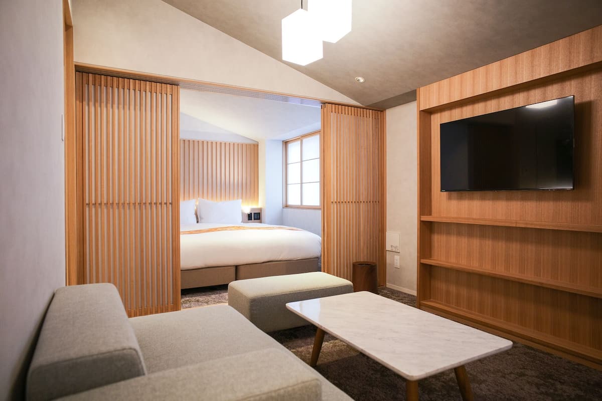 Premium bedding, down duvets, in-room safe, desk