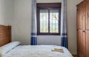 4 soverom, wi-fi (inkludert) og sengetøy