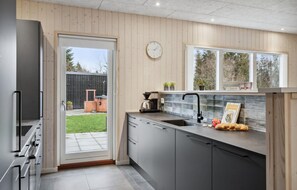 Fridge, dishwasher, coffee/tea maker