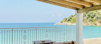 Romantic Villa Glyfos