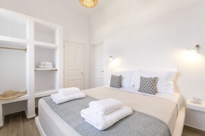 4 bedrooms, in-room safe, desk, iron/ironing board - Villa Sunset Aura - 4 BDRM - Sea & Sunset View ☀️ (mykonos)