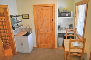 Fridge, microwave, stovetop, coffee/tea maker