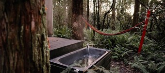 Tiny- Eco House -Ukiyo - COMPLIMENTARY ROMANTIC PACKAGE WORTH $75