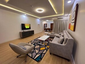 Executive Apartment | Living room