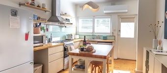 Spacious Two-Bedroom Apartment Near the Heart of Adelaide