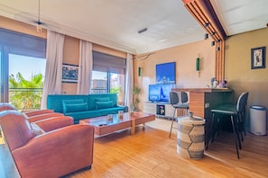 Smart-TV, Stereoanlage
