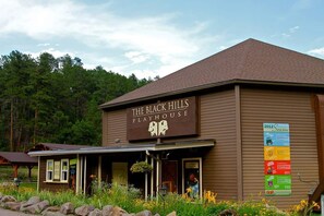 Exterior - Bison Loft in Downtown Custer, Sleeps 4 (Custer)