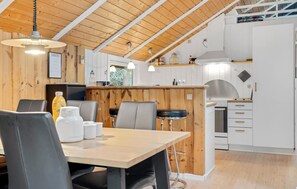 Dining - Awesome home in Oksbøl with WiFi (Oksbøl)