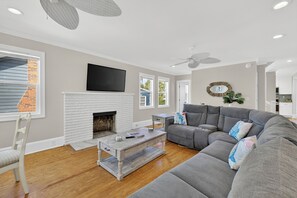 Smart TV, videojuegos, futbolito y impresora