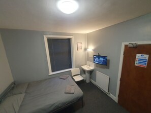 Een strijkplank/strijkijzer, gratis wifi