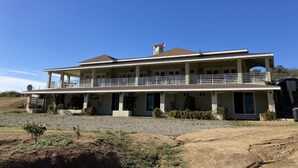 Front of property - Mi Casa en el Valle de Guadalupe (Valle de Guadalupe)