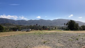 View from property - Mi Casa en el Valle de Guadalupe (Valle de Guadalupe)