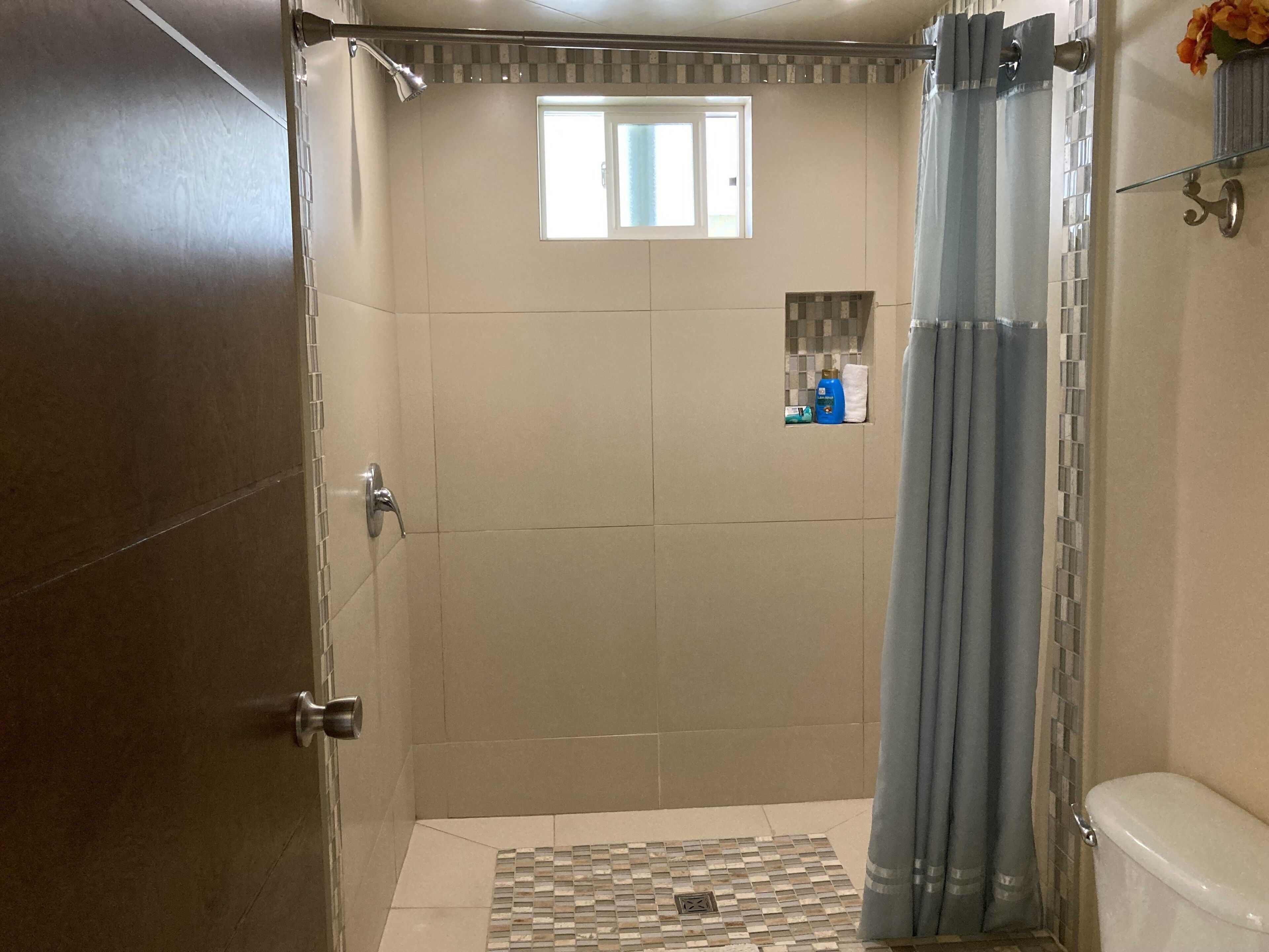 Double Room | Bathroom | Shower, hair dryer, towels, soap