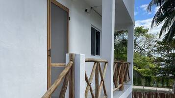 Apartemen Keluarga | Teras/patio