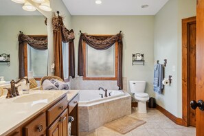 Combined shower/bathtub, jetted bath, hair dryer, towels - Spacious Lake Keowee Cabin with Boat Slip access (Seneca)