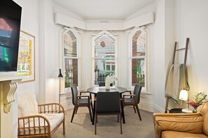 Apartment, 2 Bedrooms, Ground Floor | In-room dining - Gordon House Apartments (Melbourne)