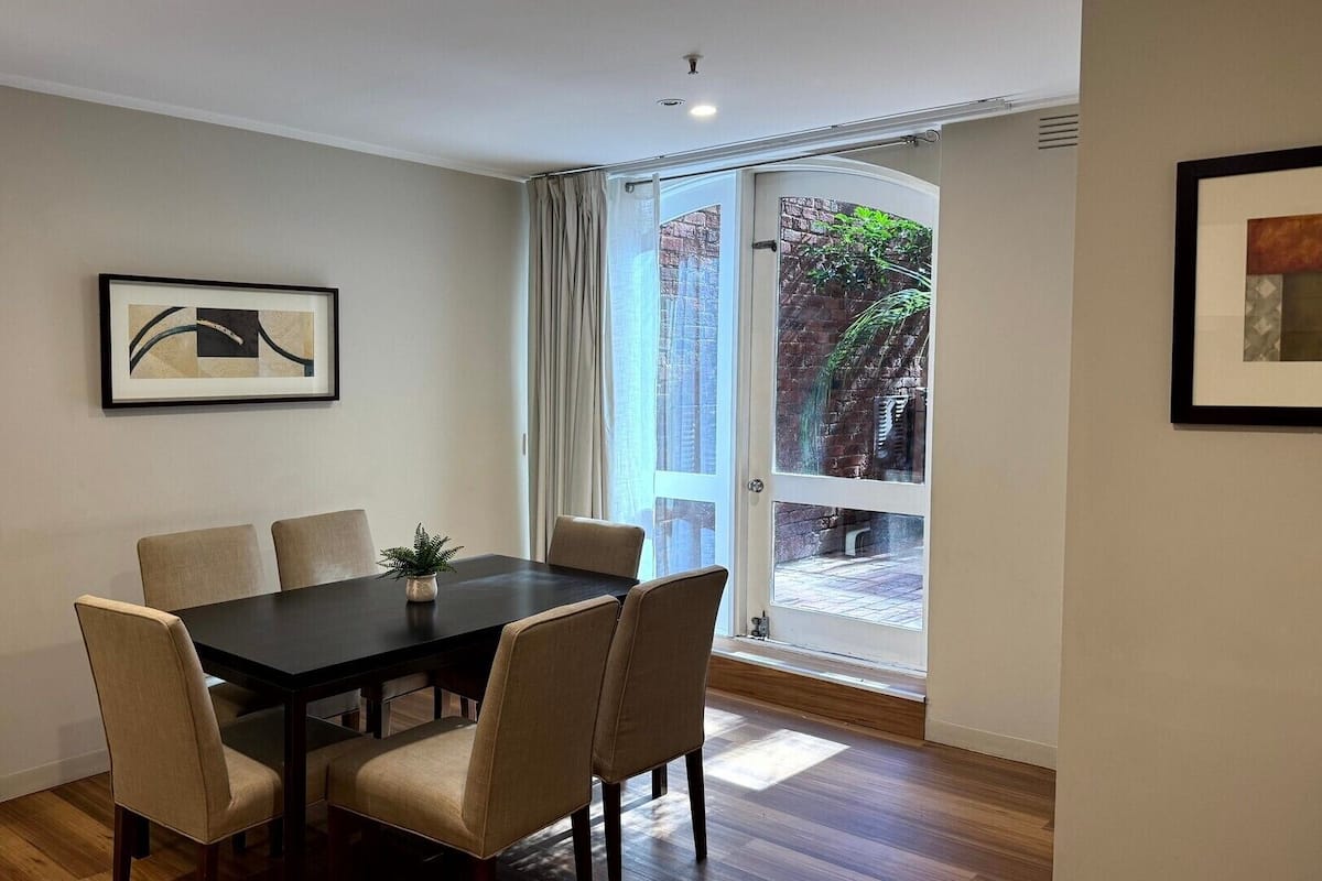 Departamento, 2 habitaciones, vista a la alberca | Servicio a la habitación