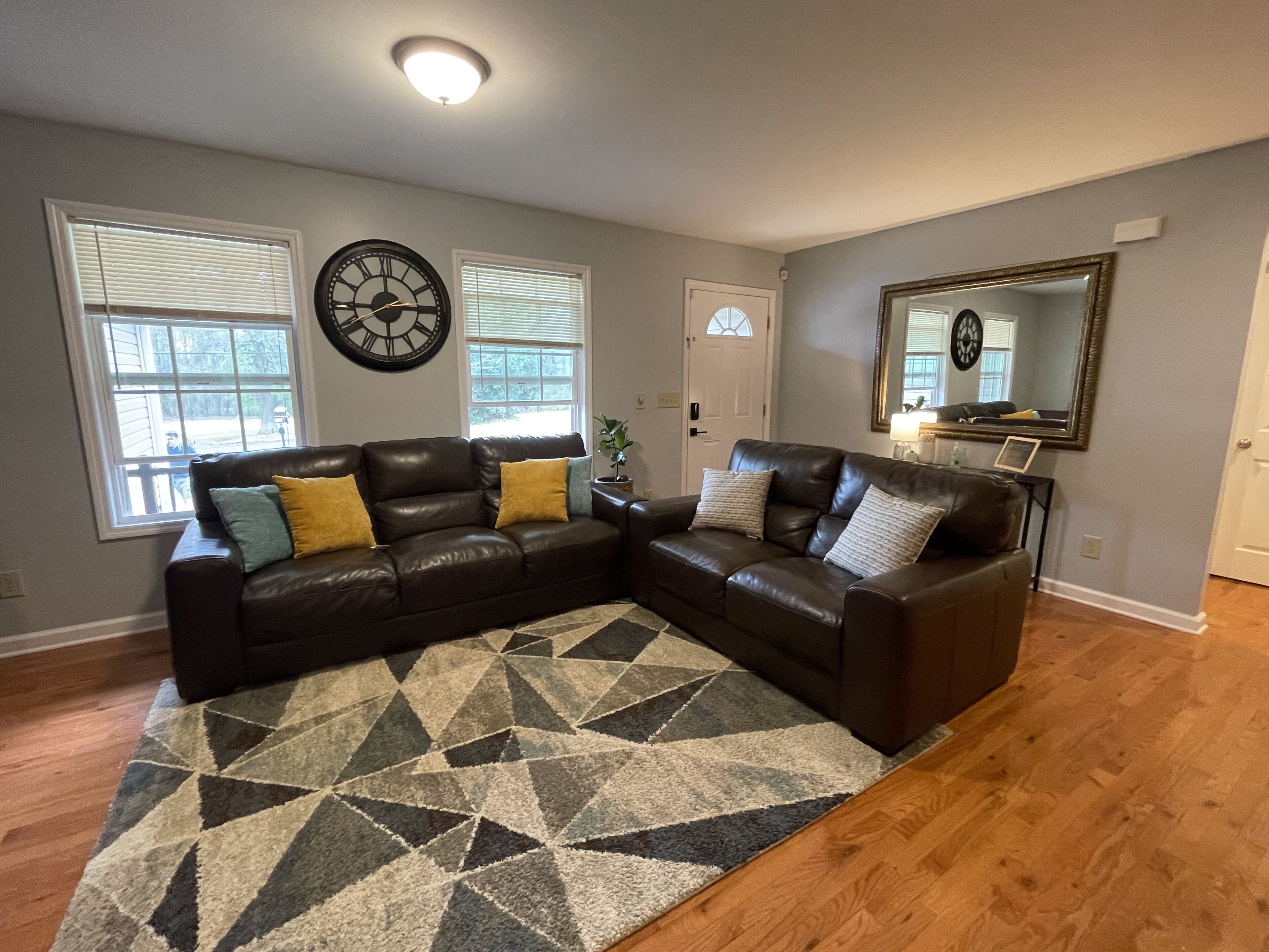 The Quintana Home - EV Charger, Pets, Long-Term