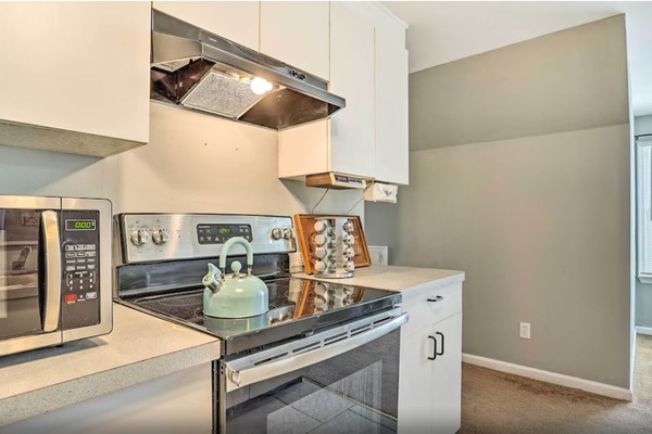 Refrigerador, microondas, horno, placa de cocina