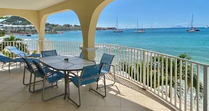 Sea Place at La Siesta; Beachfront!