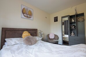Căn hộ | 1 phòng ngủ, bàn ủi/dụng cụ ủi quần áo