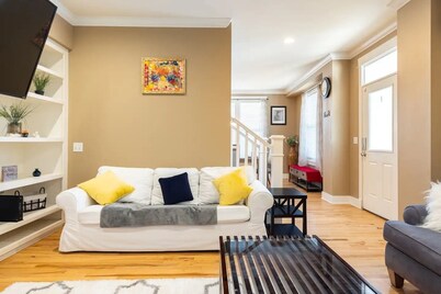 Near Denver+Boulder | Tranquil Home | Walk-to-Mall