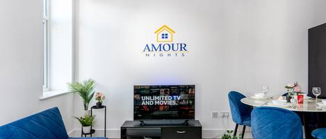 Apartment, 1 Queen Bed | Interior