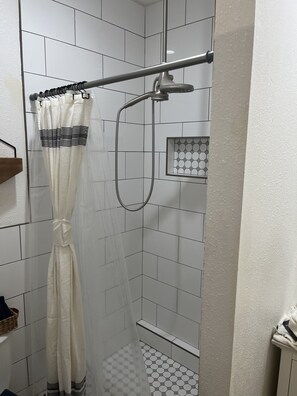 Shower - Private and cozy fully furnished 1 bed 1bath, with full kitchen (Indio)