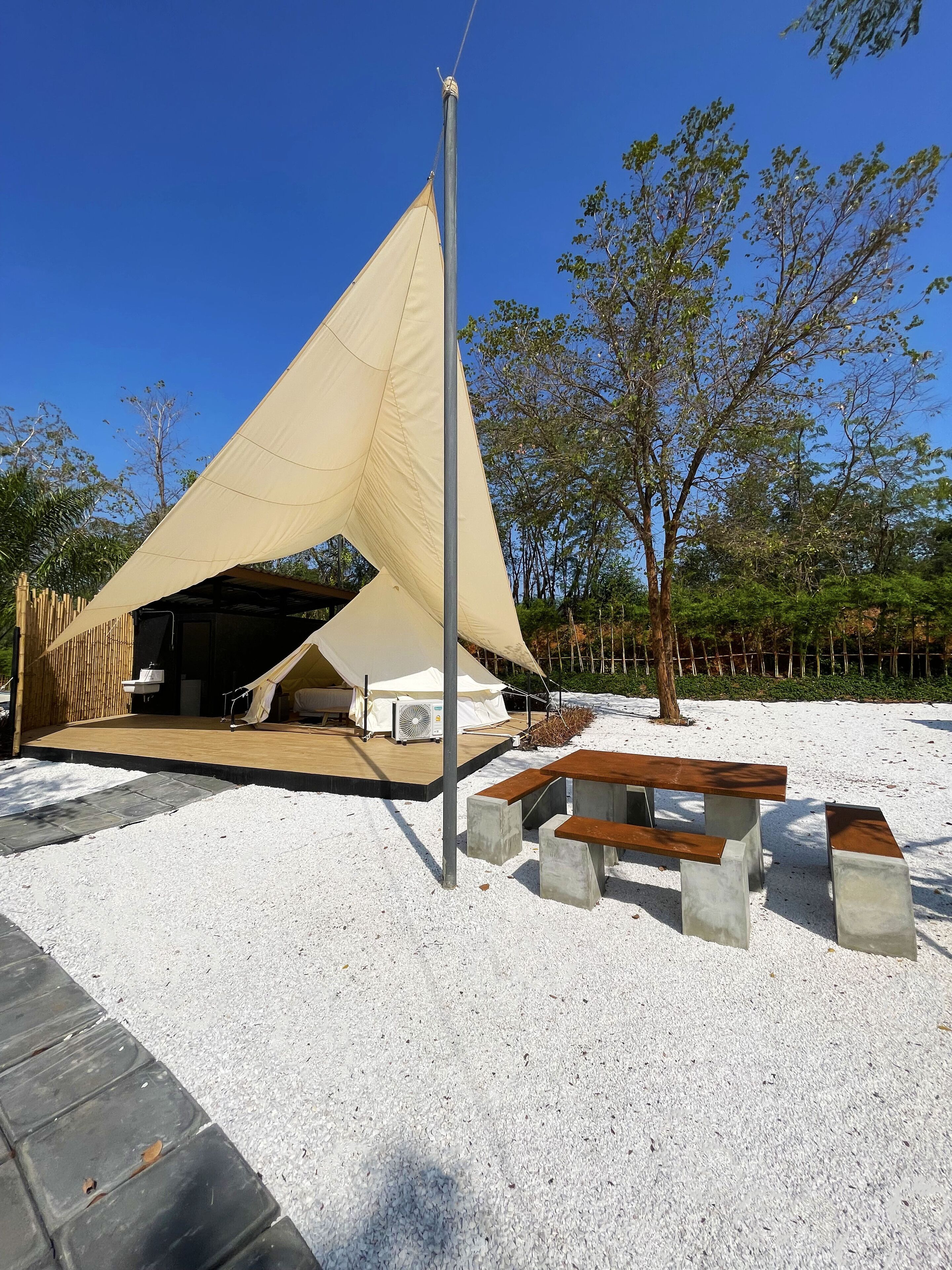 Wi-Fi ฟรี, ผ้าปูที่นอน