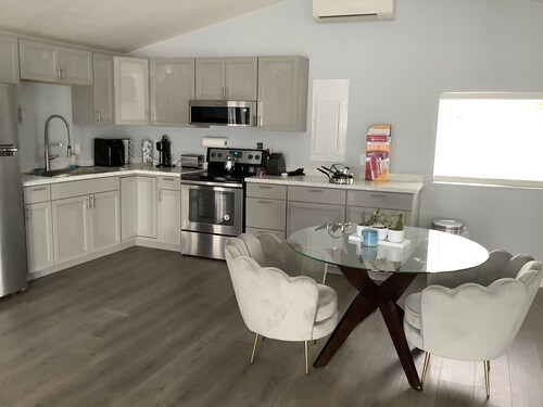 Plan ahead your next vacation with the at home feeling.