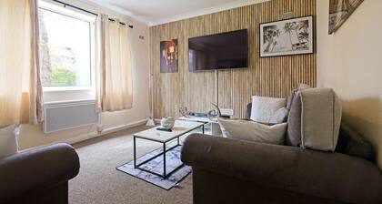 Stylish Five star rated apartment