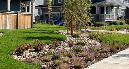 10 Mins from Denver International Airport- 2022 New Home