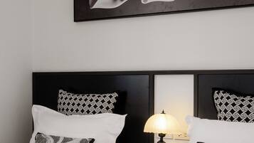 Basic Twin Room | Free WiFi