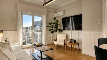 Apartment | 2 bedrooms, laptop workspace