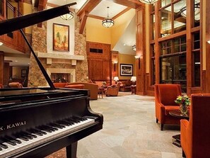 Interior - Come and experience the epitome of refined elegance at the Grand Lodge on Peak 7 (Breckenridge)