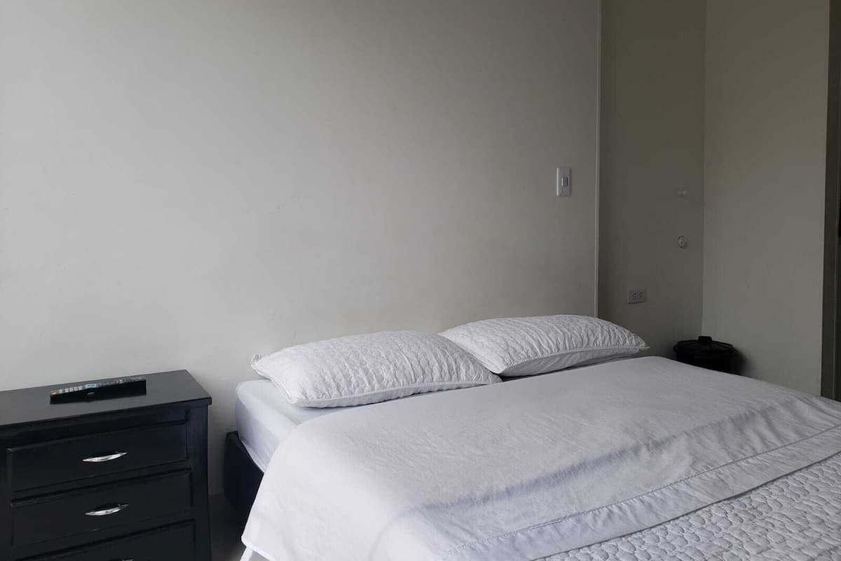 1 bedroom, hypo-allergenic bedding, individually furnished