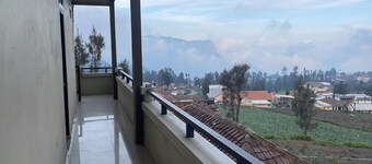 Bromo Semesta Guesthouse