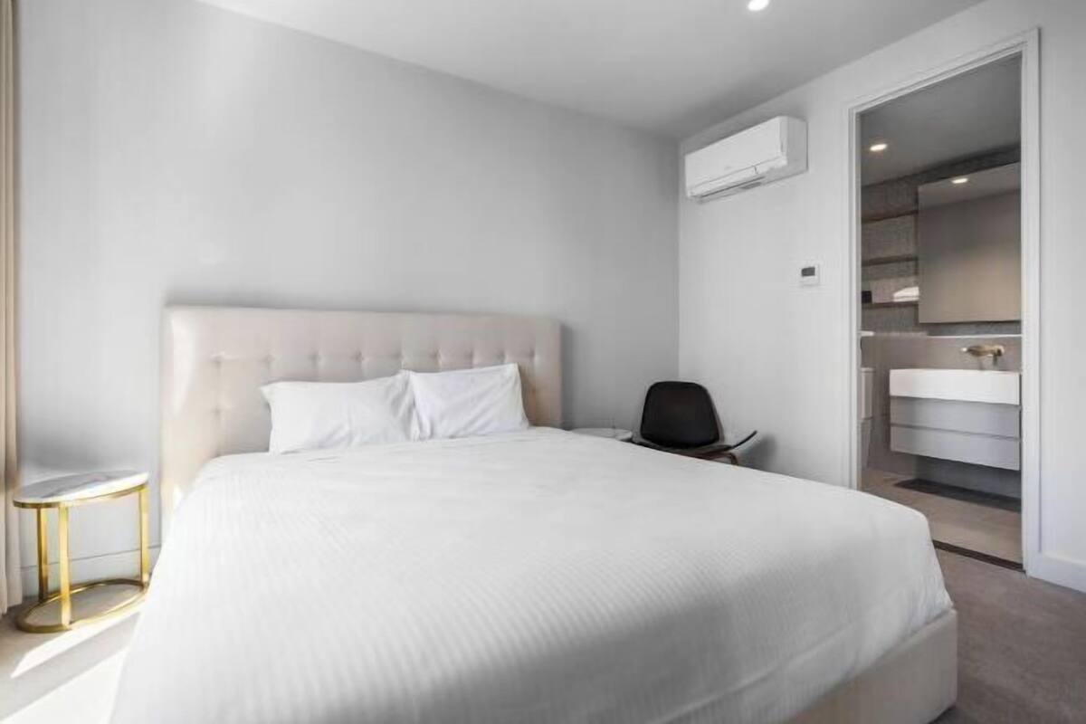 1 bedroom, laptop workspace, blackout curtains, soundproofing