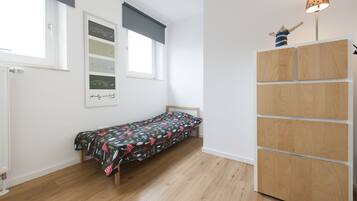 2 Schlafzimmer, Schreibtisch, Bügeleisen/Bügelbrett, kostenloses WLAN