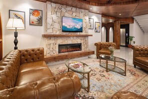 Lobby - Kanishka, Manali- AM Hotel Kollection (Manali)