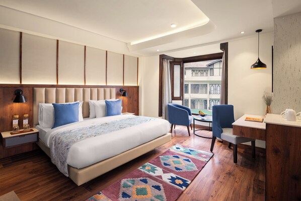 Suite studio exclusive | Fer et planche Ă repasser, accĂšs au Wi-Fi (inclus), literie fournie