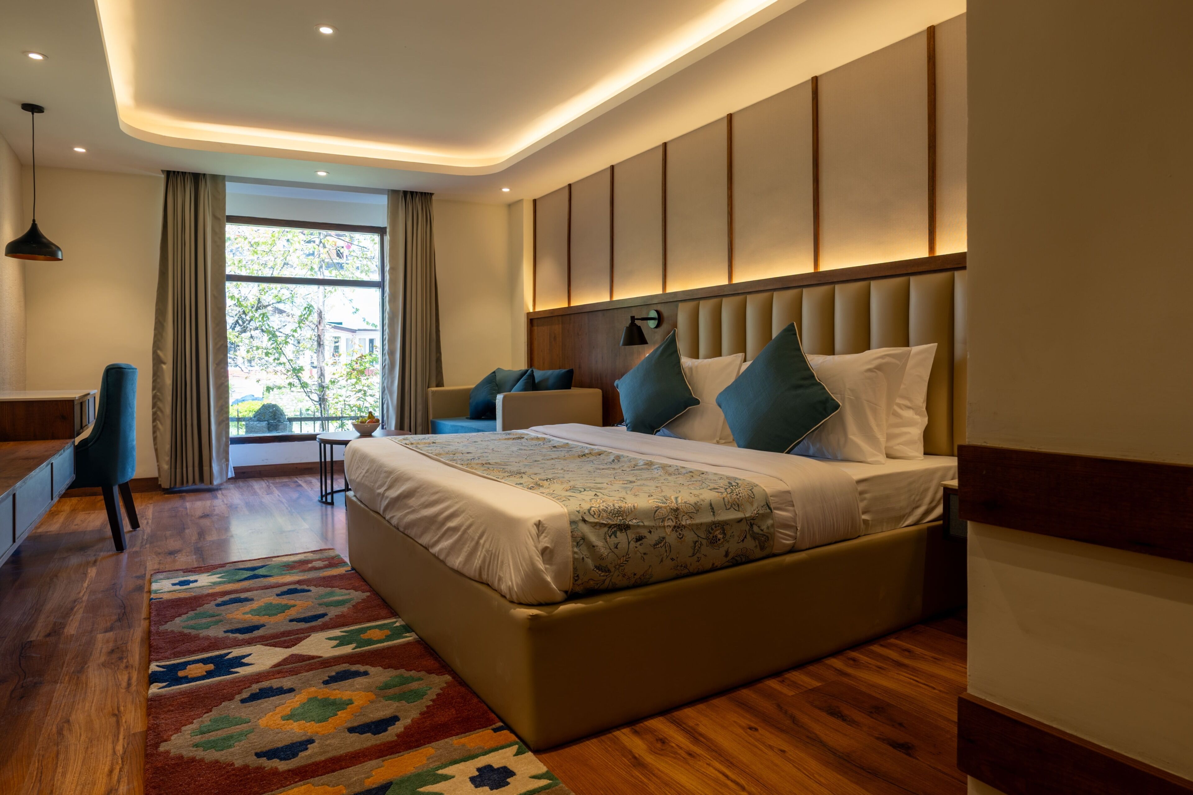 Habitación Premium | Tabla de planchar con plancha, wifi gratis, ropa de cama